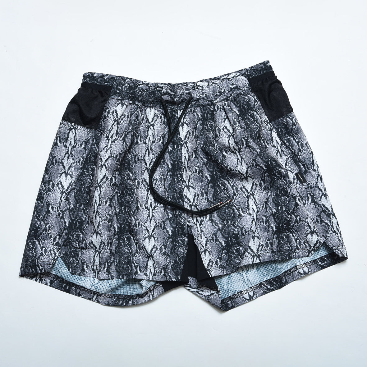 PYTHON PATTERN 7 POCKETS RACING SHORTS