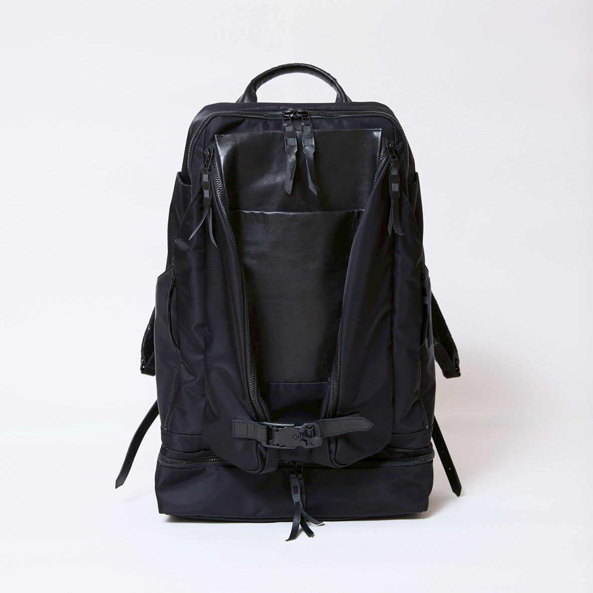 Athletic sac charbon38