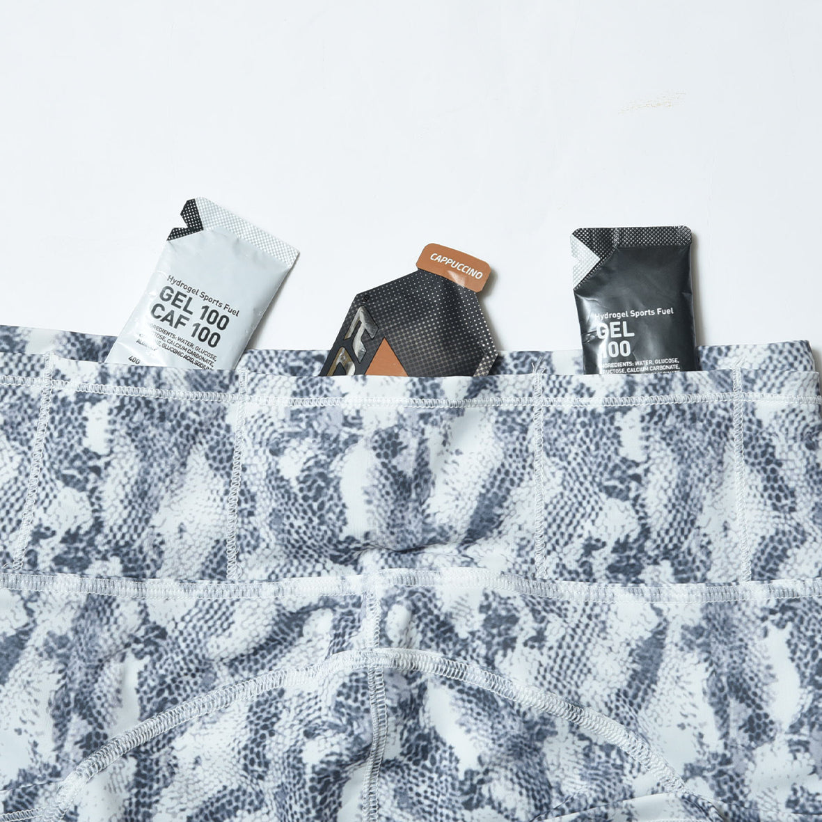 PYTHON PATTERN 10 POCKETS SHORT LEGGINGS(WOMEN)