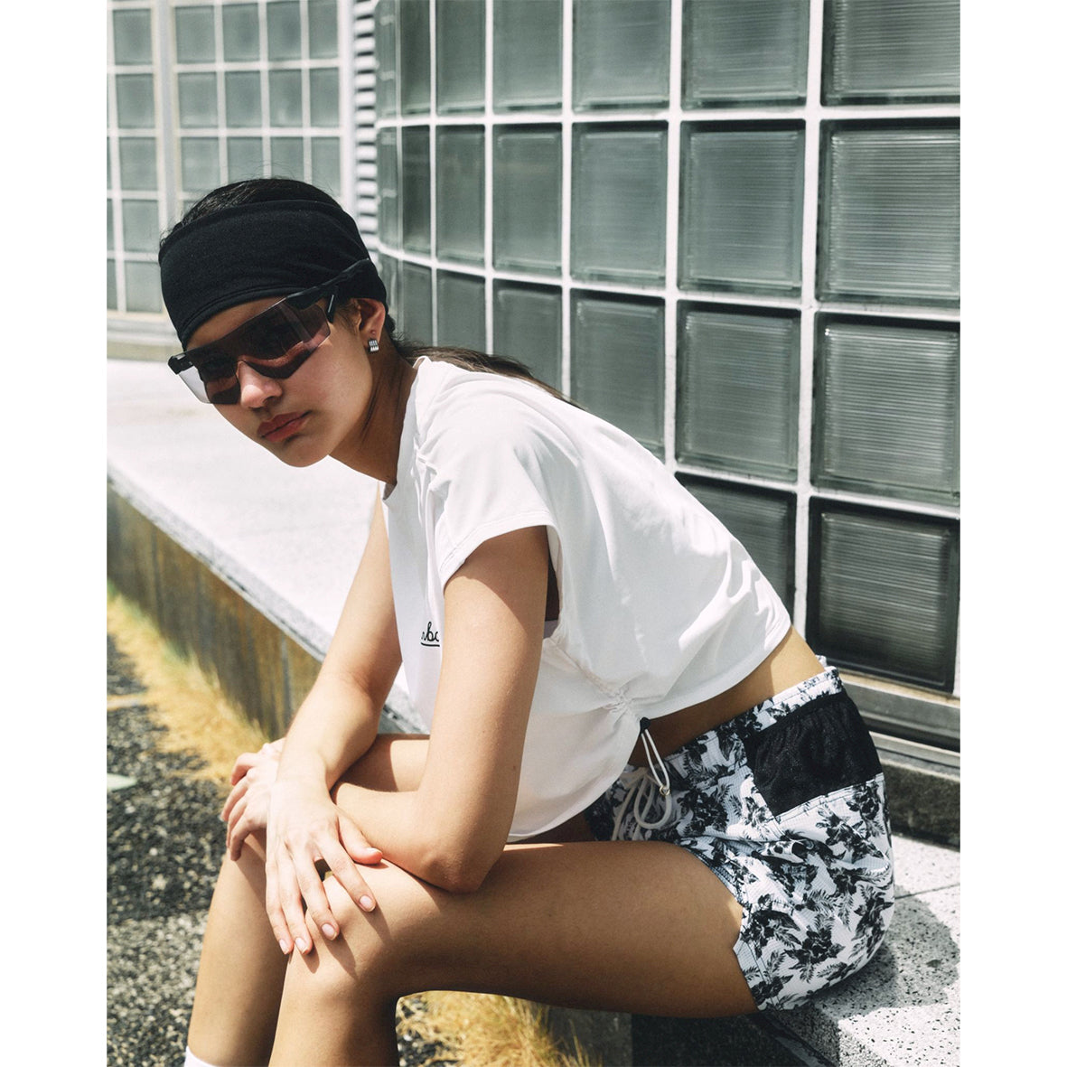 SHORT LENGTH SLEEVELESS T-SHIRTS WHITE