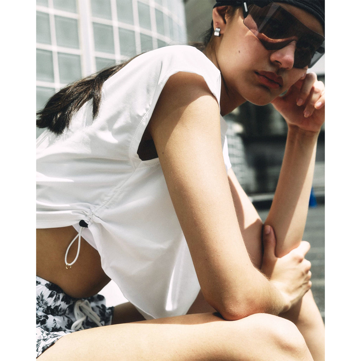 SHORT LENGTH SLEEVELESS T-SHIRTS WHITE